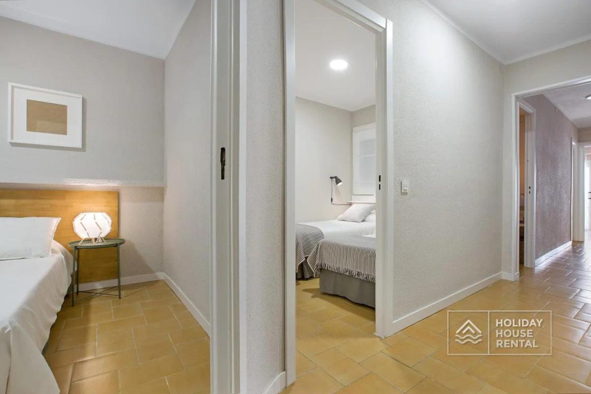 Cosy 3-Bedroom Apartment For 6-8 People Just 50M From The Beach Salou Zewnętrze zdjęcie