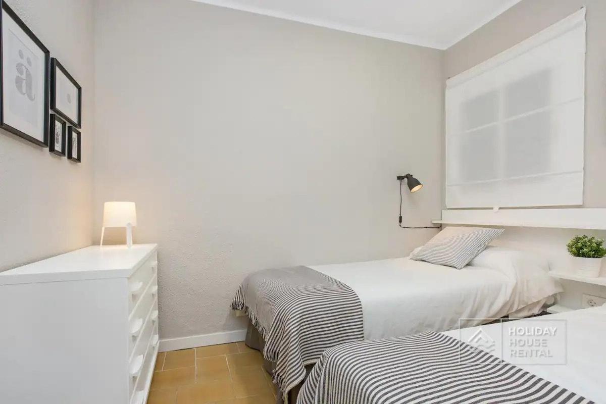 Cosy 3-Bedroom Apartment For 6-8 People Just 50M From The Beach Salou Zewnętrze zdjęcie