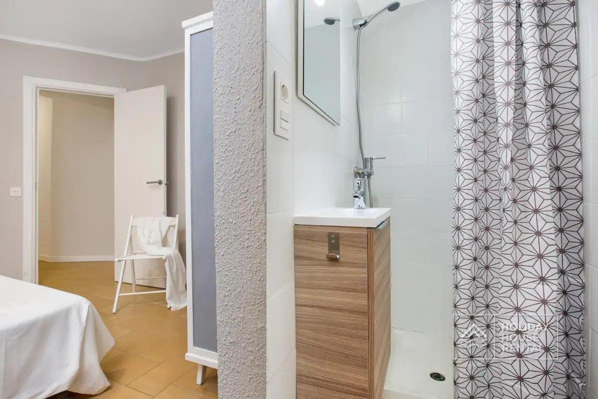 Cosy 3-Bedroom Apartment For 6-8 People Just 50M From The Beach Salou Zewnętrze zdjęcie